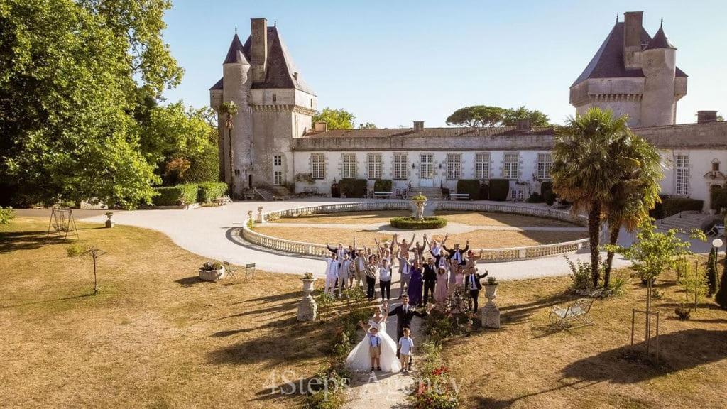 Chateau De Mornay Saint-Pierre-de-l'Isle Екстериор снимка